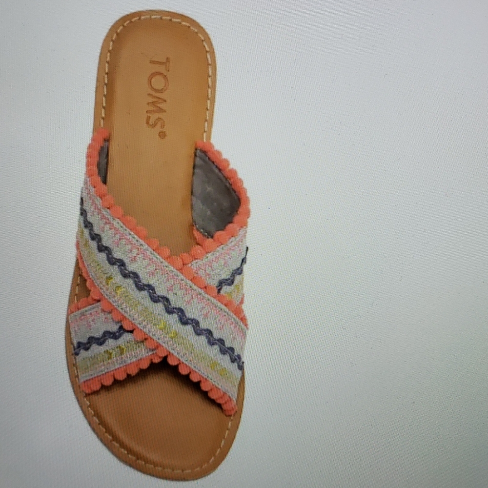 NEW Toms Viv Pompom Chambray Sandal - Picture 10 of 11